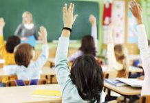 Publicadas listas provisionales de personal admitido y excluido, para el acceso extraordinario a determinadas bolsas de trabajo de los Cuerpos de PES, PTFP, Profesores de Artes Plásticas y Diseño, y de Maestros de Taller de Artes Plásticas y Diseño en centros docentes públicos en Andalucía.