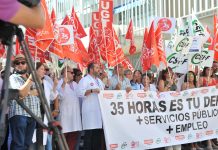 Concentración contra el recurso del Gobierno Central a la jornada de 35 horas semanales