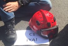 Concentración en las puertas de la Diputación de los Bomberos, ante la falta de negociación del Consorcio