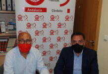 Firma de acuerdo con despacho de abogados Manuel Roca Viaña