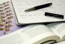 Determinación de los criterios de actuación de los tribunales y homogeneización de los mismos. Homologación de indicadores y calificación.