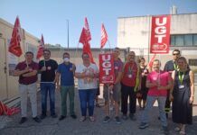 UGT SE CONCENTRA EN EL AEROPUERTO EN APOYO A LOS EMPLEADOS/AS DEL GRUPO AENA PARA LA RECUPERACIÓN DE SU COMPLEMENTO SALARIAL POR PRODUCTIVIDAD