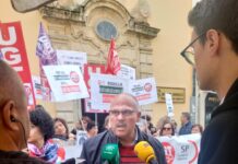 UGT SE MOVILIZA EN APOYO DE LAS PERSONAS TRABAJADORAS CESADAS POR LA JUNTA SIN PROCESO DE ESTABILIZACIÓN