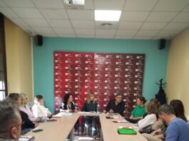 REUNIÓN DE SAD ATENDE DE CÓRDOBA CON LA CONCEJALA Dª ALICIA MOYA Y CON LA DIPUTADA ANDALUZA Dª ISABEL AMBROSIO
