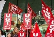 CONCENTRACION DE UGT SP CÓRDOBA EN PROTESTA POR LAS CONDICIONES EN QUE SE QUIERE ABRIR EL TERCER PUNTO DE URGENCIAS