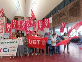 UGT Servicios Públicos se manifiesta por los Técnicos/as de Grado Medios y Superior